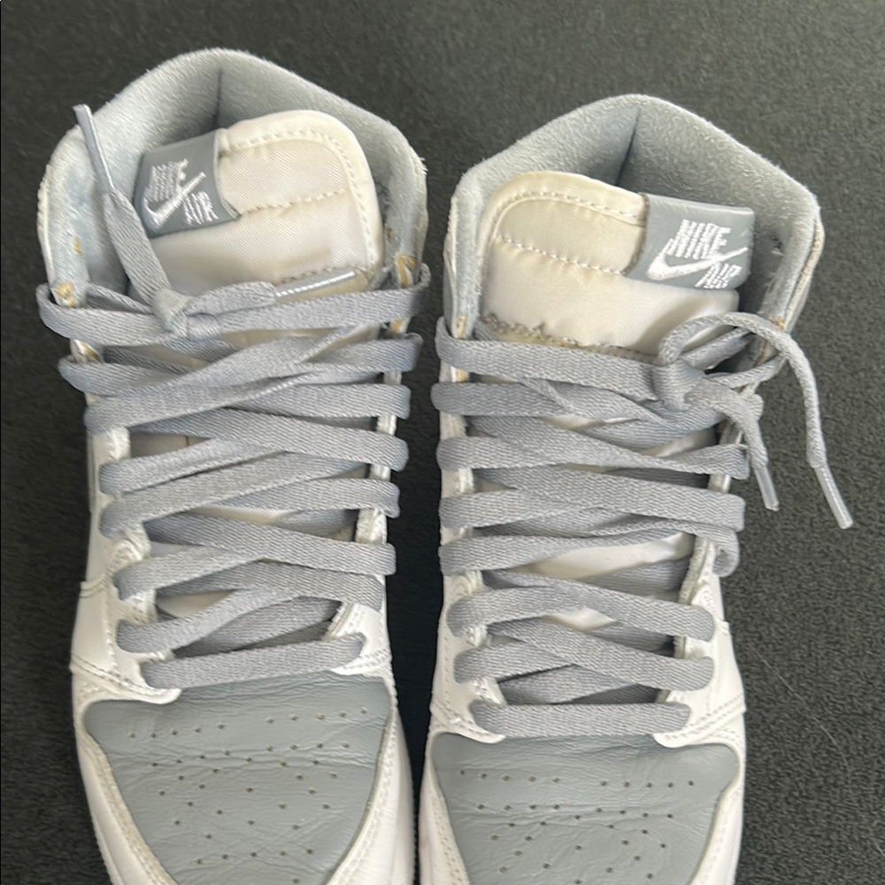 Nike Air Jordan High-Top Sneakers in Gray and White - Picture 2 of 8